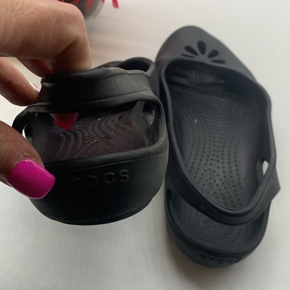 Crocs Black Sling Back flat Sandal Sz 9. CR0192A - Picture 4 of 7